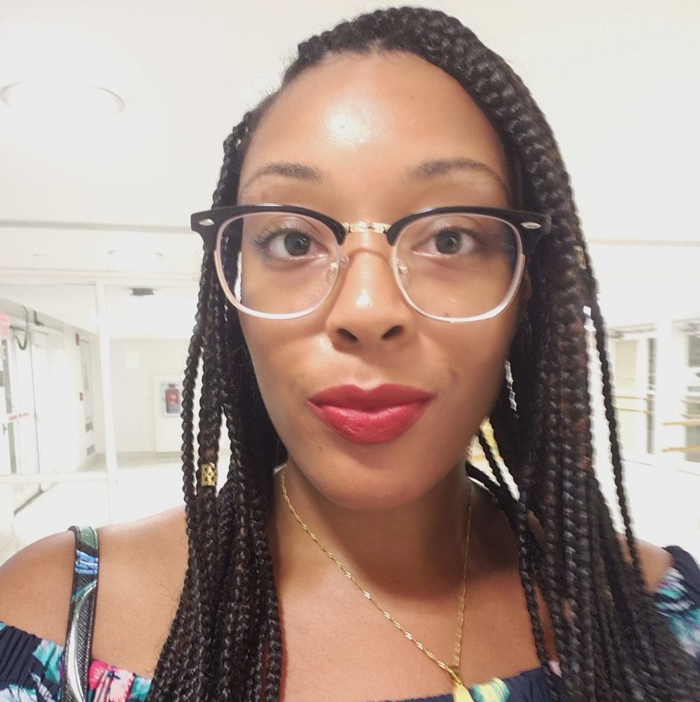 Meet your Posher, Alli